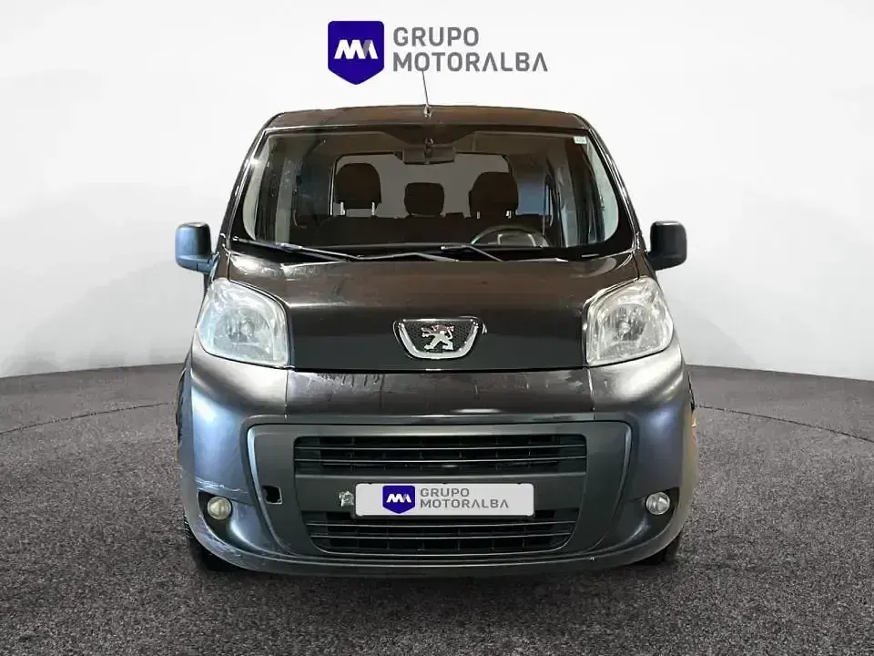 Usado Peugeot TePee Access 75 CV (55 kW) 2013 Negro Familiar