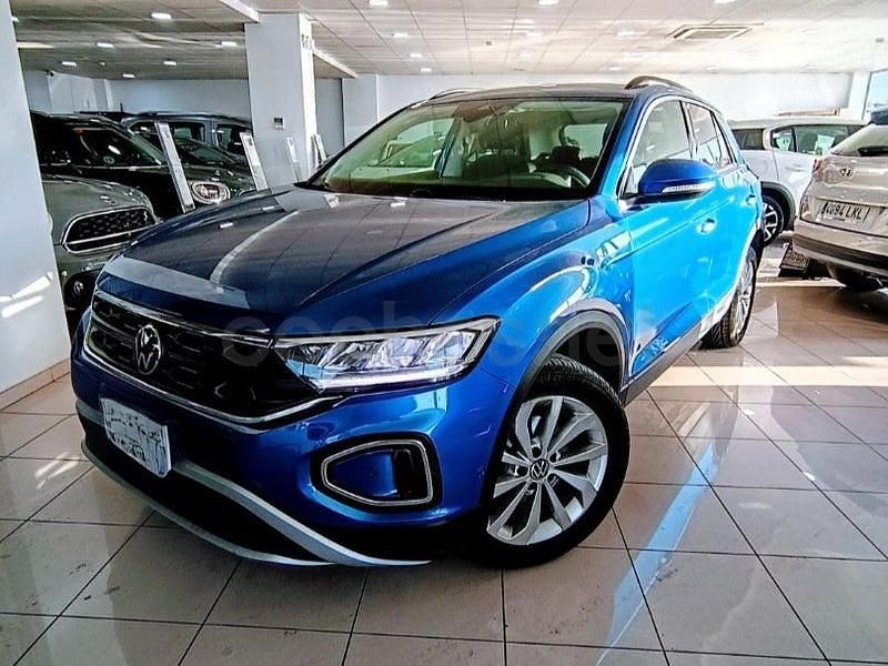 Usado VW T-Roc Life 150 CV (110 kW) 2022 Azul SUV