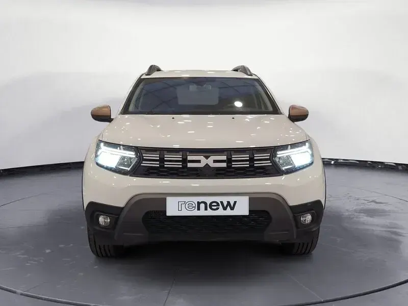 Begagnad Dacia Duster Extreme 100 HK (73 kW) 2023 Vit SUV