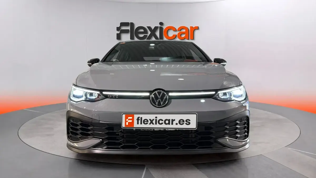 Usado VW Golf VIII GTI Clubsport 302 CV (222 kW) 2022 Gris Berlina