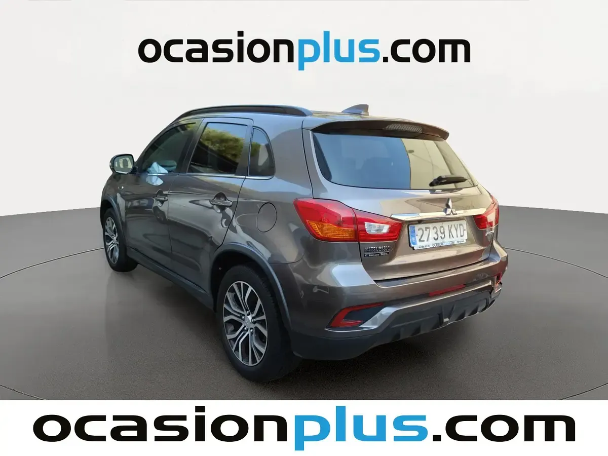 Usado Mitsubishi ASX Motion 117 CV (86 kW) 2019 Oro SUV