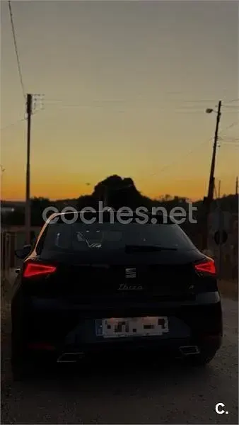 Usado Seat Ibiza FR 115 CV (84 kW) 2023 Negro Utilitario