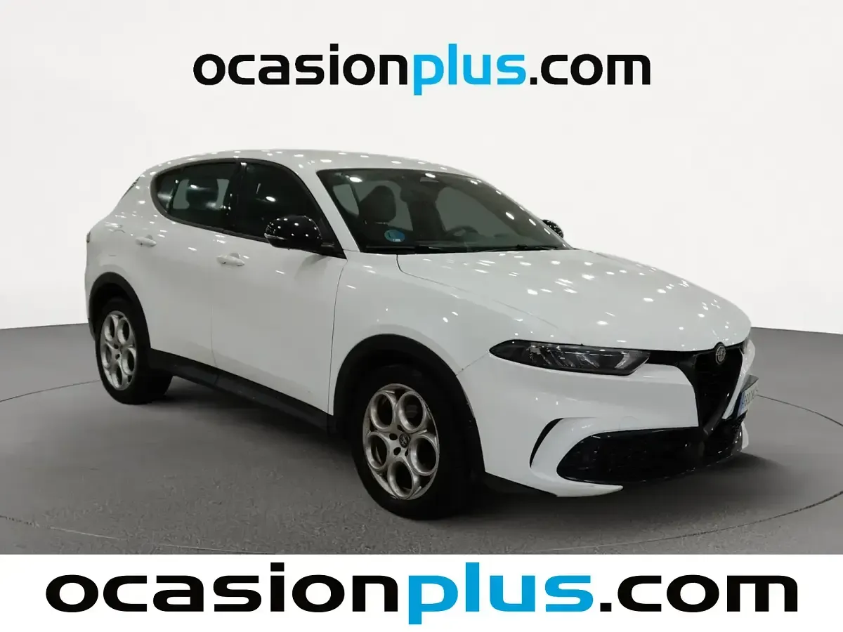 Usado Alfa Romeo Tonale Sprint 130 CV (95 kW) 2022 Blanco SUV
