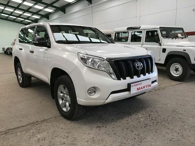 Usado Toyota Land Cruiser 177 CV (130 kW) 2017 Blanco SUV
