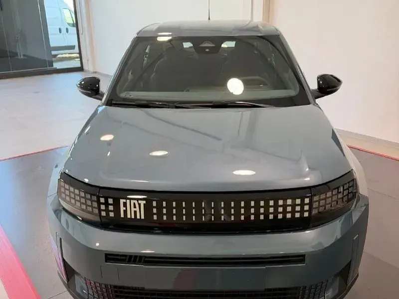 Nuevo Fiat Panda Icon 70 CV (51 kW) 2026 Azul Utilitario