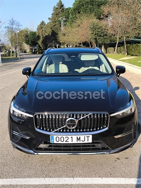 Usado Volvo XC60 Plus 350 CV (257 kW) 2023 Negro SUV