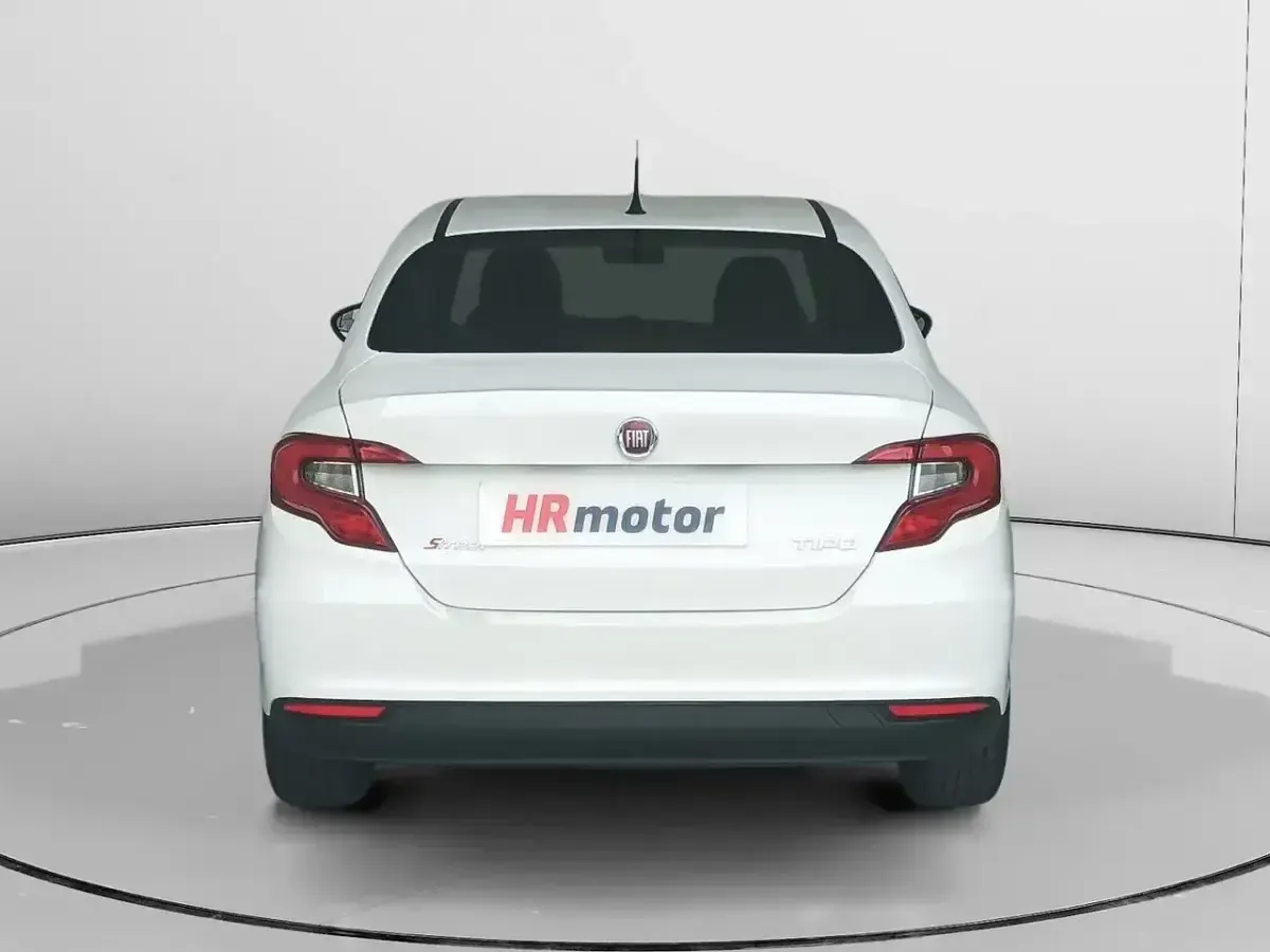Usado Fiat Tipo Pop 95 CV (69 kW) 2019 Blanco Berlina