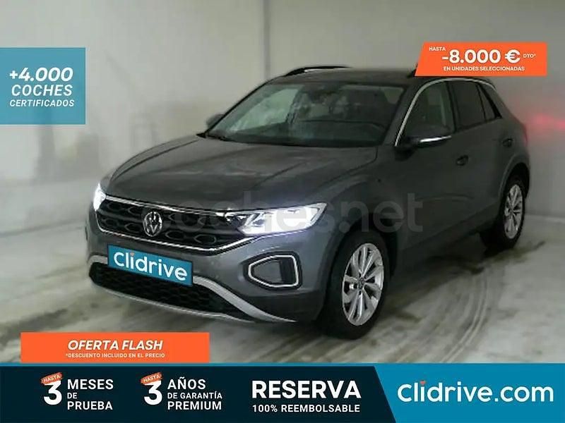 Usado VW T-Roc Life 115 CV (84 kW) 2022 Gris / plata SUV