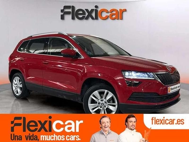 Rojo Usado 2021 Skoda Karoq Ambition SUV | 17.090 € (Precio justo) - Imagen 1/4