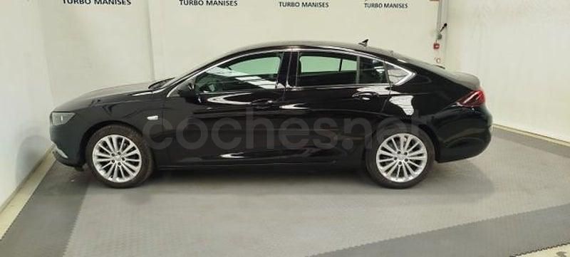 Usado Opel Insignia Innovation 165 CV (121 kW) 2021 Negro Berlina