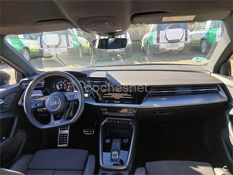 Usado Audi A3 S-Line 150 CV (110 kW) 2024 Gris / plata Berlina