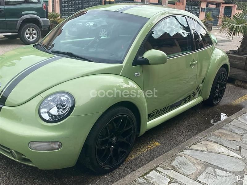 Usado VW New Beetle 150 CV (110 kW) 2002 Verde Utilitario
