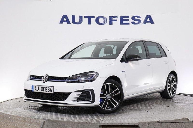 Blanco Usado 2018 VW Golf VII GTE Utilitario | 18.350 € (Buen precio) - Imagen 1/4