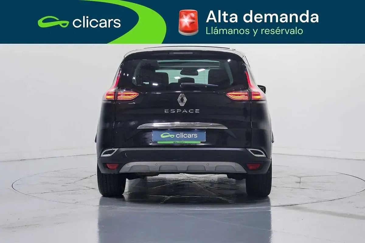 Usado Renault Espace Zen 160 CV (117 kW) 2016 Negro Monovolumen