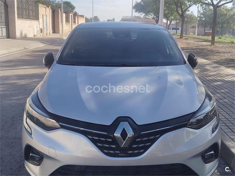 Gris / plata Usado 2023 Renault Clio V Techno Berlina | 16.900 € (Buen precio) - Imagen 1/4