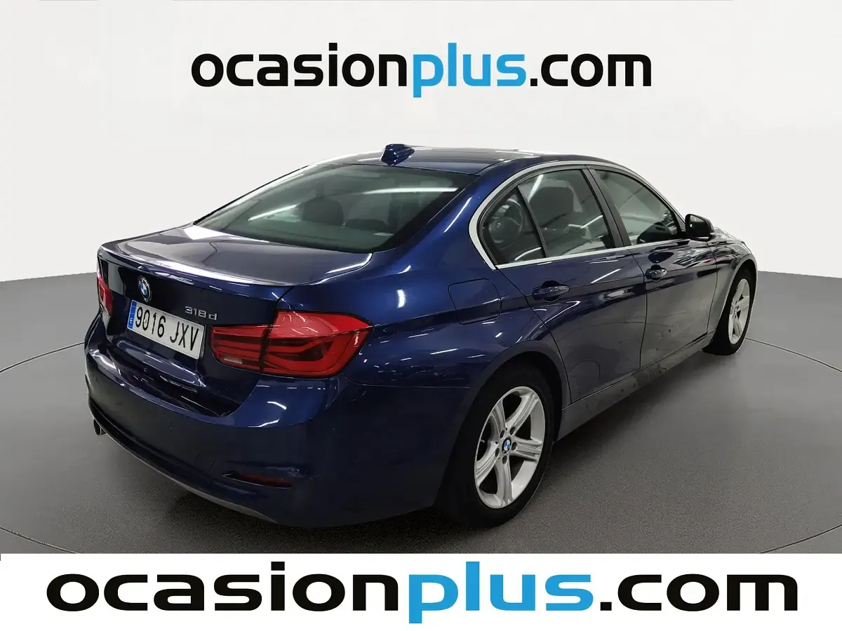 Usado BMW 318 150 CV (110 kW) 2017 Azul Berlina