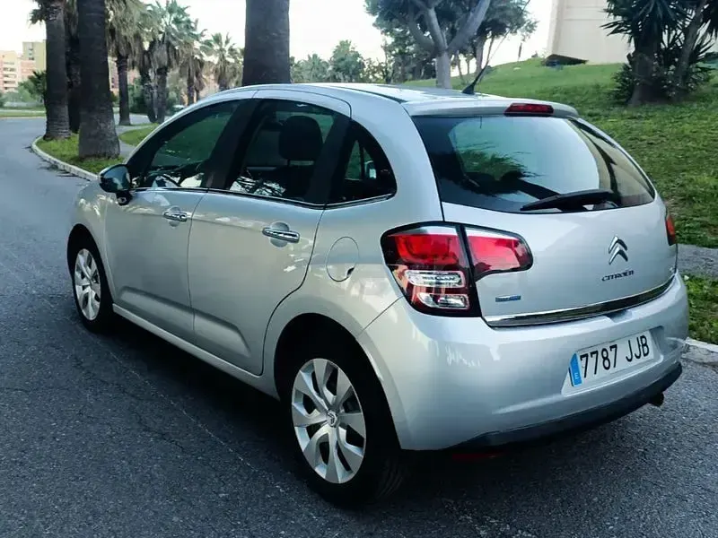 Usado Citroën C3 Tonic 75 CV (55 kW) 2015 Gris / plata Berlina
