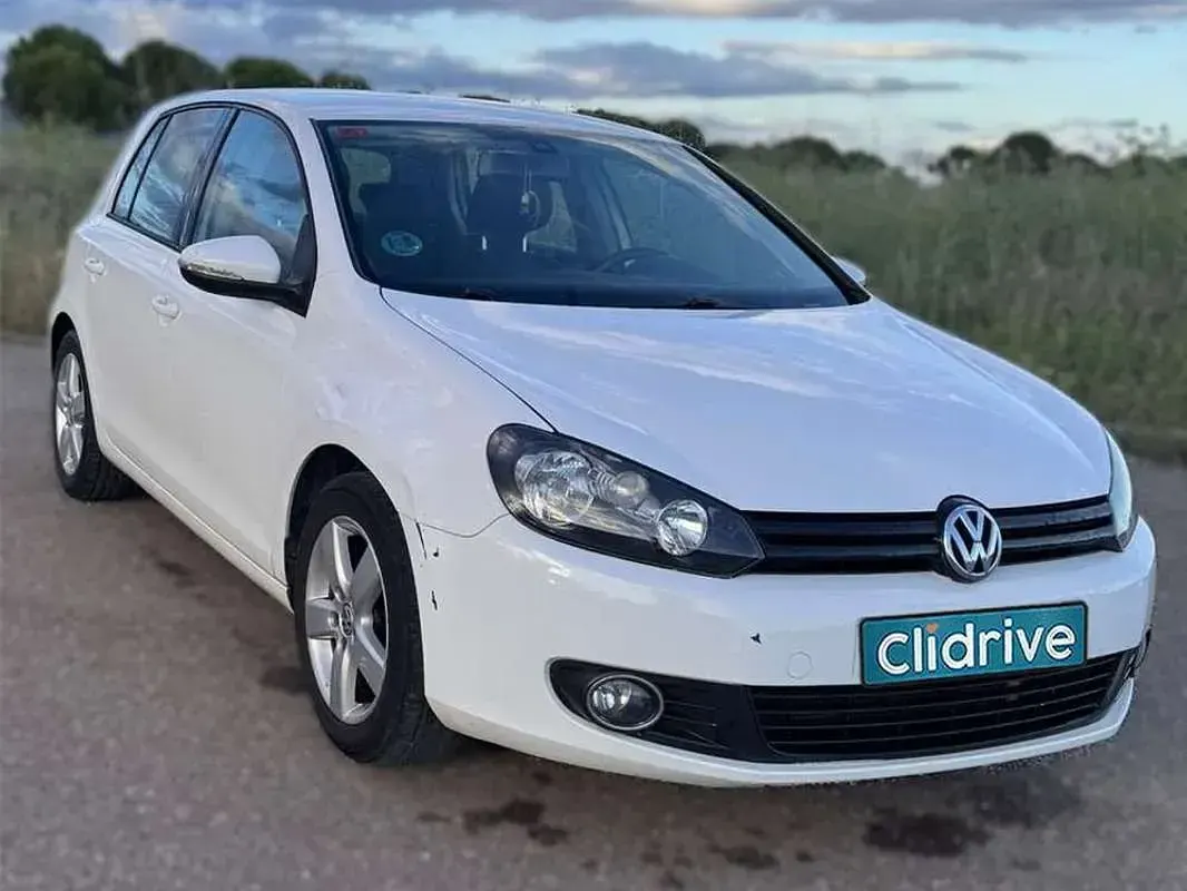 Usado VW Golf VII Advance 105 CV (77 kW) 2012 Blanco Utilitario