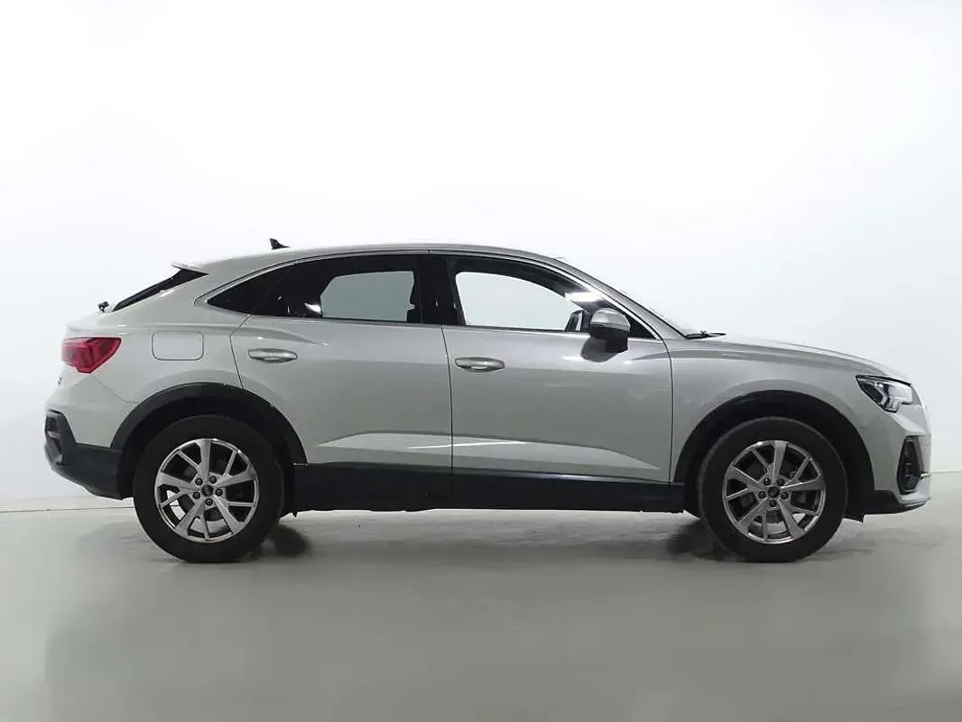 Usado Audi Q3 Sportback Advanced 150 CV (110 kW) 2022 Plateado SUV
