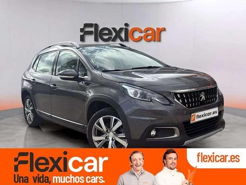 Usado Peugeot 2008 Allure 110 CV (80 kW) 2018 Gris SUV