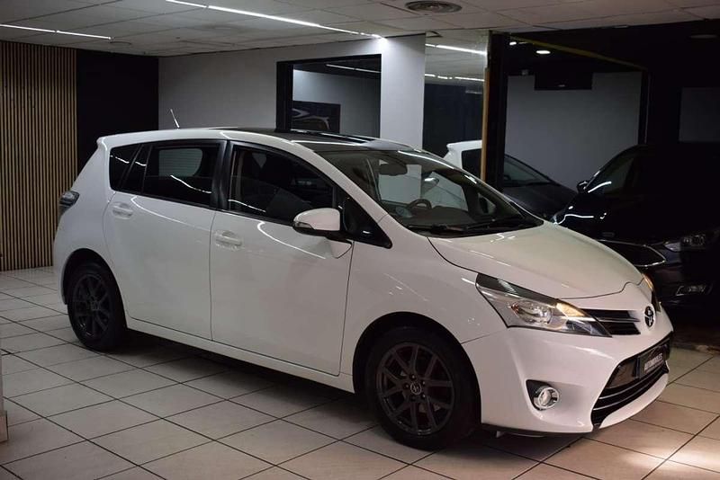 Usado Toyota Verso Comfort 111 CV (81 kW) 2016 Monovolumen