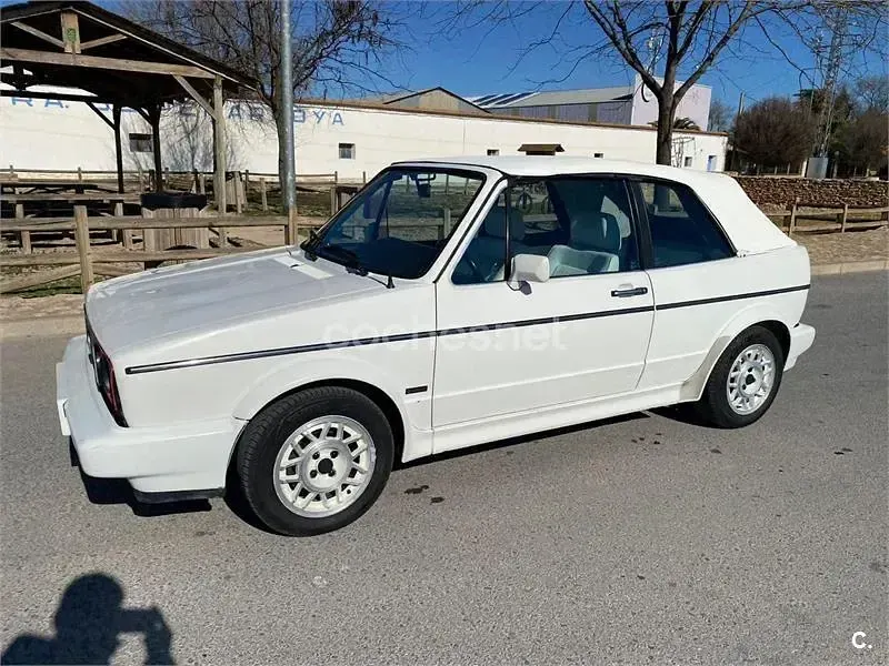 Usado VW Golf Cabriolet 112 CV (82 kW) 1988 Blanco Descapotable