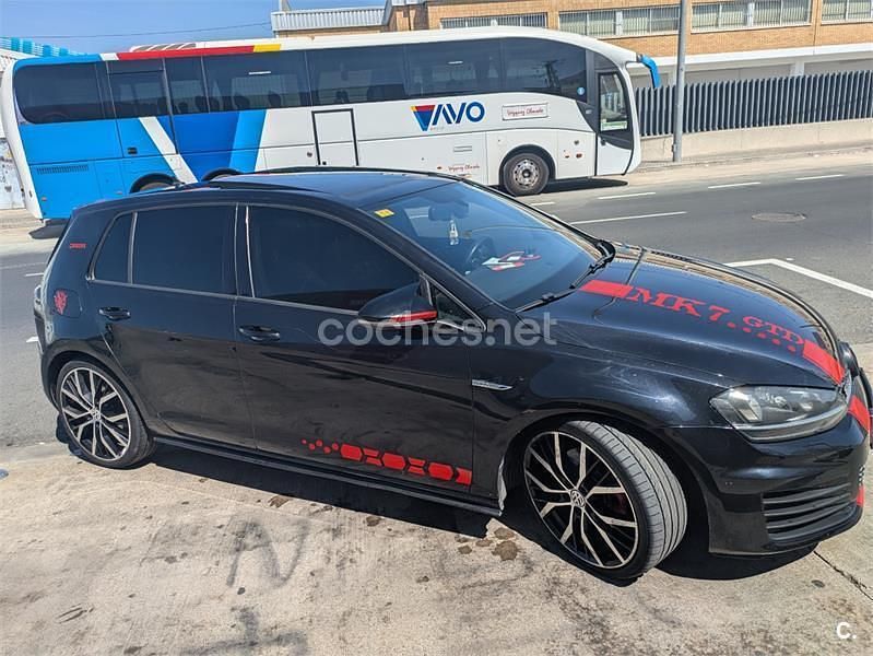 Usado VW Golf VII GTD 184 CV (135 kW) 2015 Negro Berlina