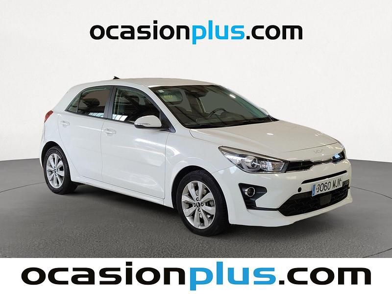Usado Kia Rio 100 CV (73 kW) 2023 Blanco Utilitario