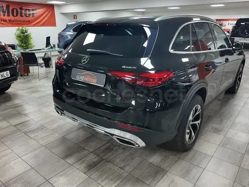 Usado Mercedes GLC300e 320 CV (235 kW) 2022 Negro SUV