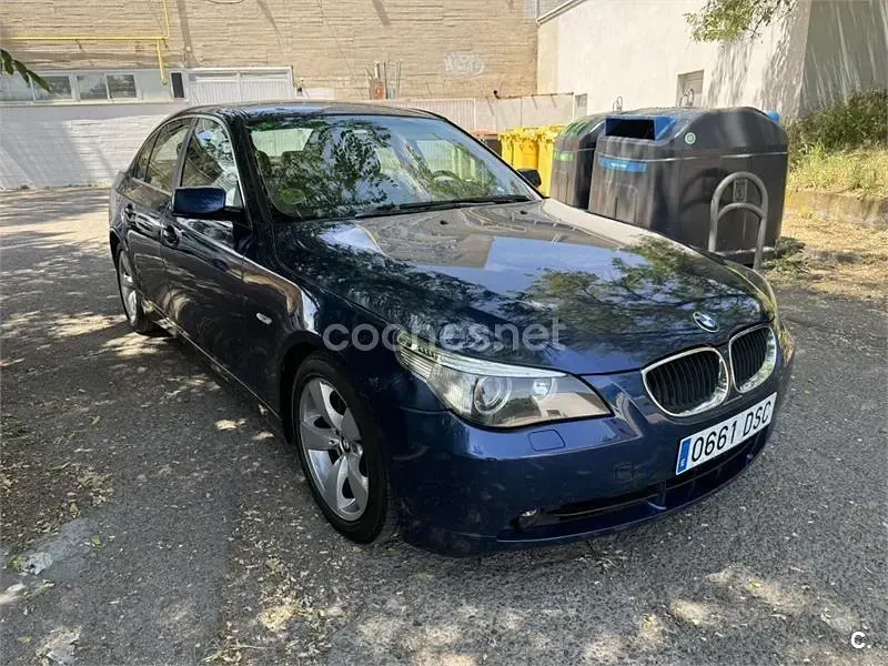 Usado BMW 530 Exclusive 231 CV (169 kW) 2005 Azul Berlina