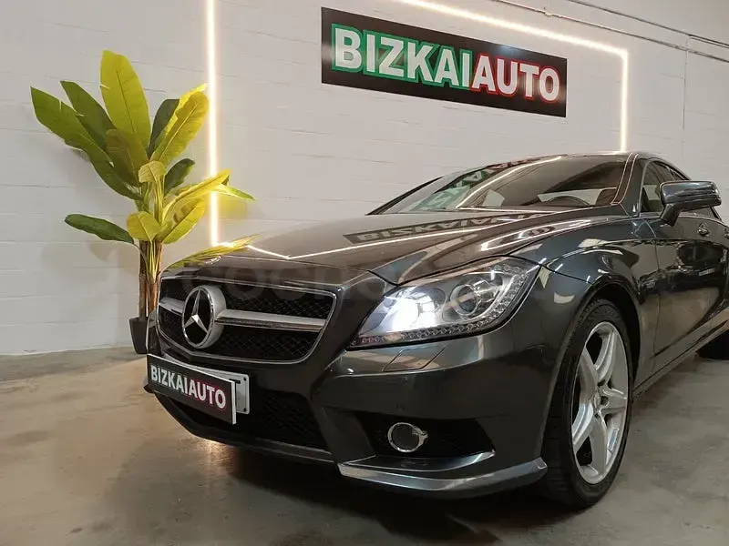 Usado Mercedes CLS350 265 CV (194 kW) 2011 Gris / plata Berlina