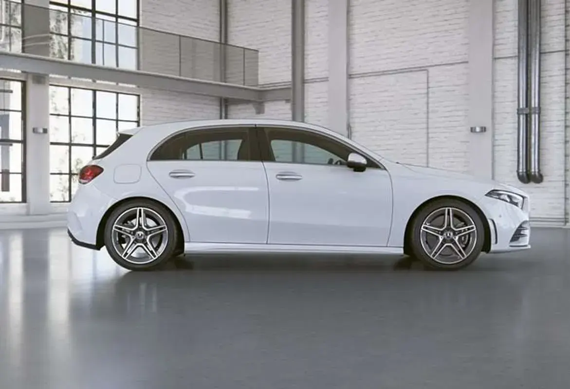 Usado Mercedes A250 219 CV (161 kW) 2022 Blanco Berlina