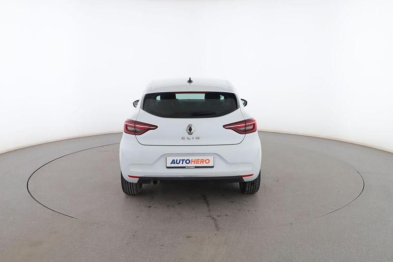 Usado Renault Clio V Zen 131 CV (96 kW) 2020 Blanco Utilitario