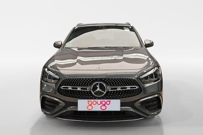 Usado Mercedes GLA200 150 CV (110 kW) 2025 Gris SUV