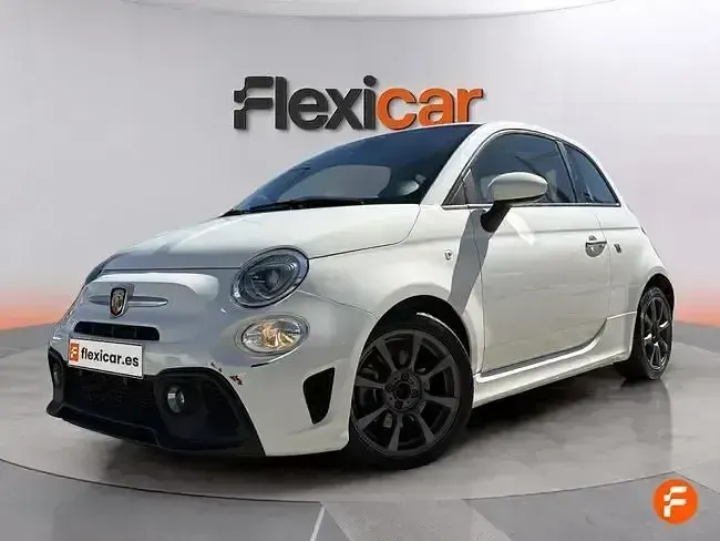 Usado Abarth 595 165 CV (121 kW) 2022 Blanco Utilitario