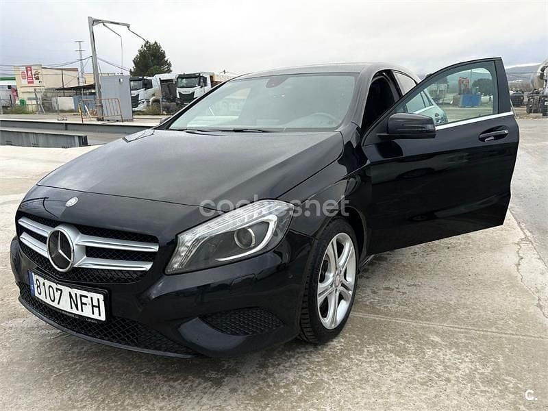Usado Mercedes A200 Style 136 CV (100 kW) 2015 Negro Berlina