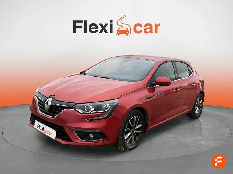 Usado Renault Mégane IV Business 90 CV (66 kW) 2017 Rojo Berlina