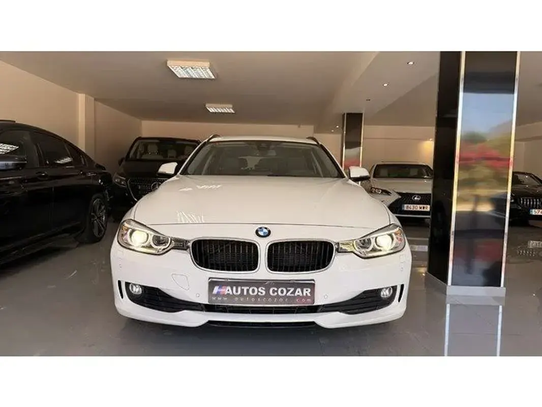 Usado BMW 320 184 CV (135 kW) 2014 Blanco Familiar
