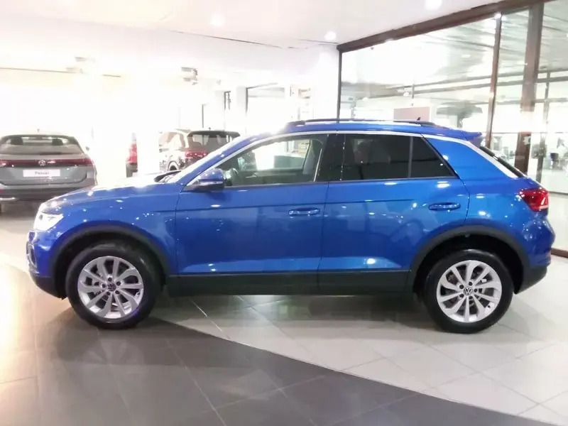 Usado VW T-Roc 110 CV (80 kW) 2024 SUV