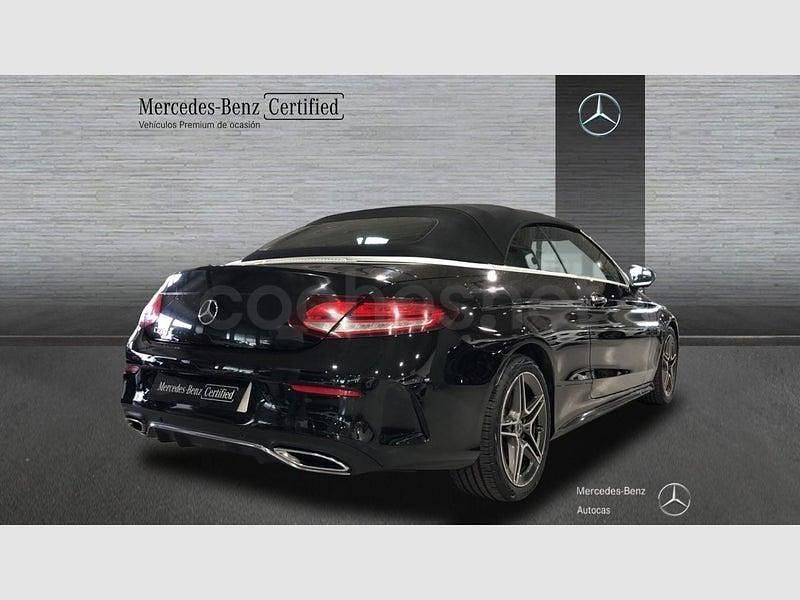Usado Mercedes C220 AMG line 194 CV (142 kW) 2021 Negro Descapotable