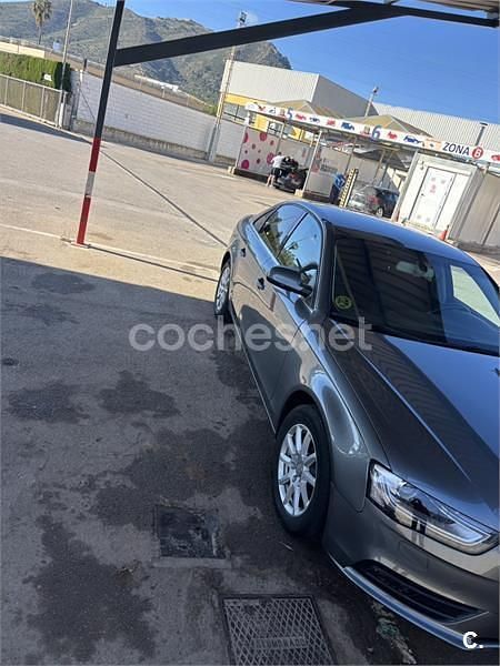 Usado Audi A4 143 CV (105 kW) 2012 Gris / plata Berlina