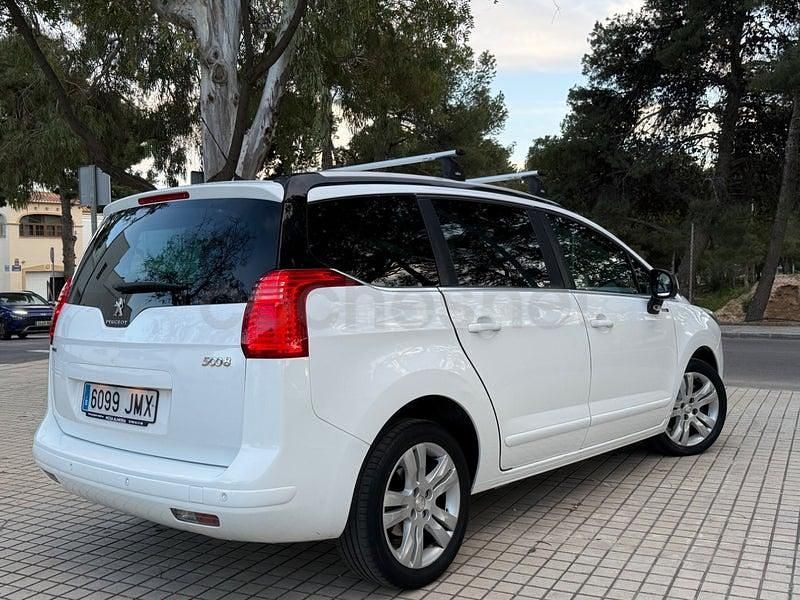 Usado Peugeot 5008 Style 120 CV (88 kW) 2016 Blanco Monovolumen
