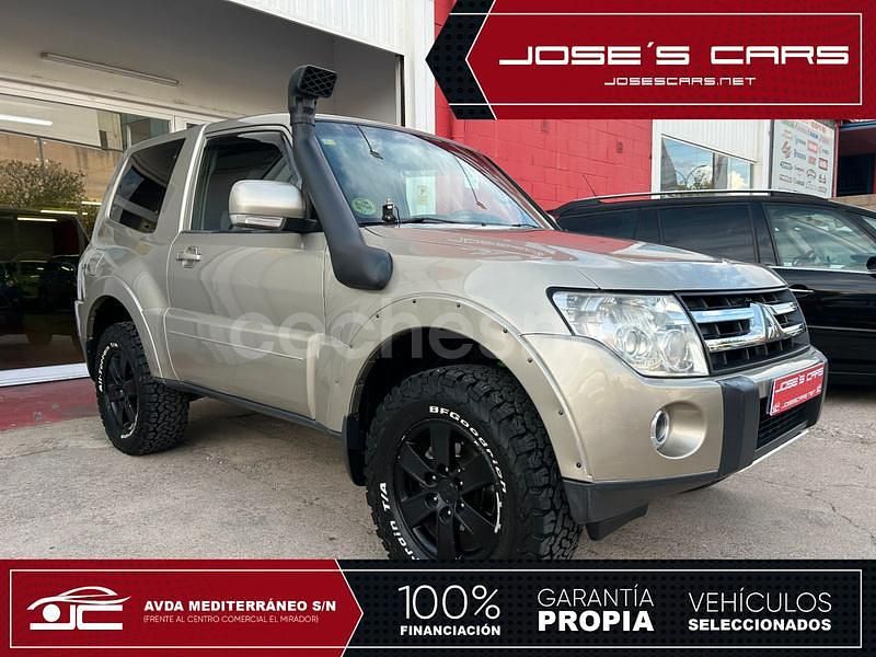 Beige Usado 2007 Mitsubishi Montero Intense SUV | 19.900 € - Imagen 1/4