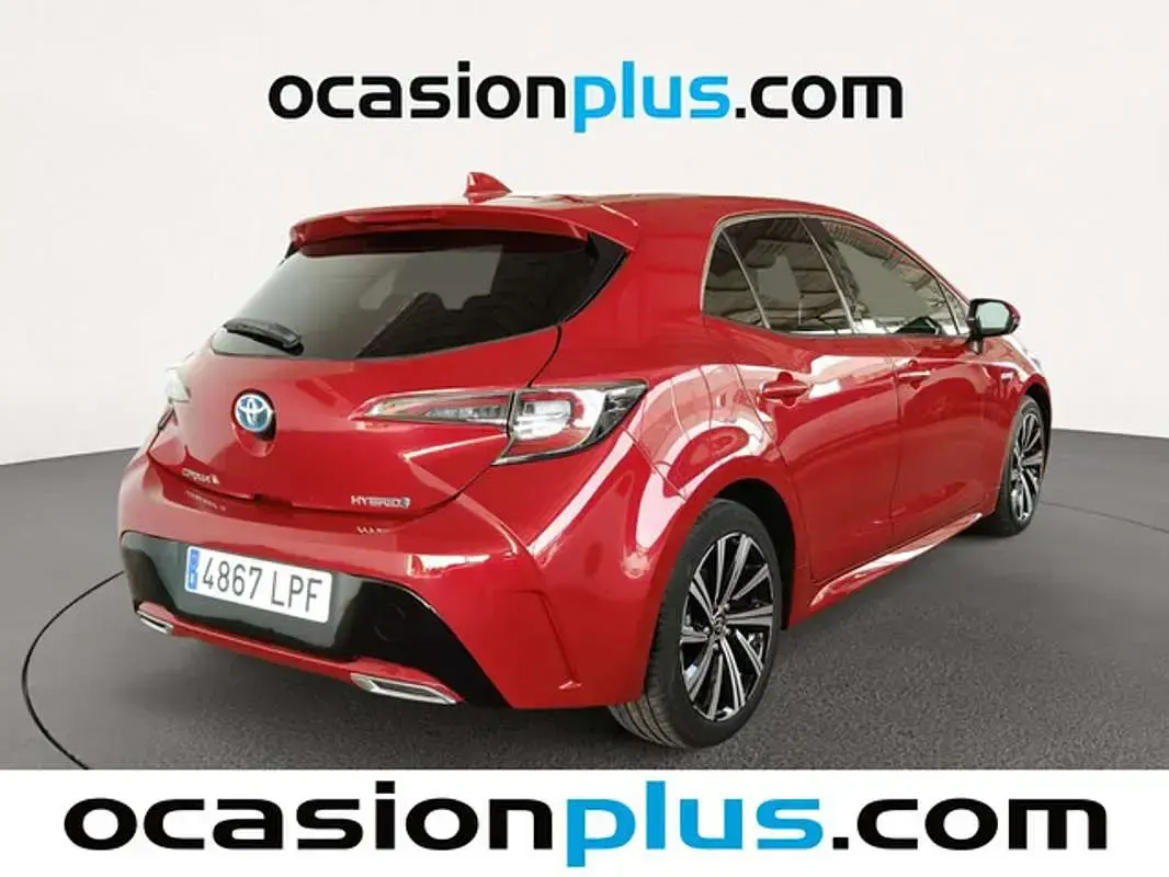 Używany Toyota Corolla Style 184 KM (135 kW) 2021 Czerwony Hatchback