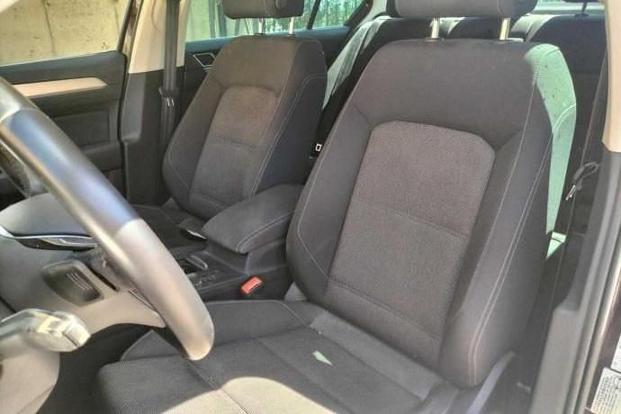 Usado VW Passat Advance 120 CV (88 kW) 2018 Granate Berlina