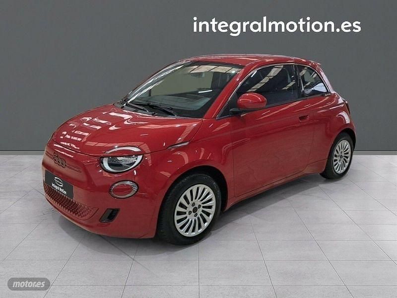 Rojo Usado 2023 Fiat 500e Red Berlina | 16.900 € (Precio justo) - Imagen 1/4