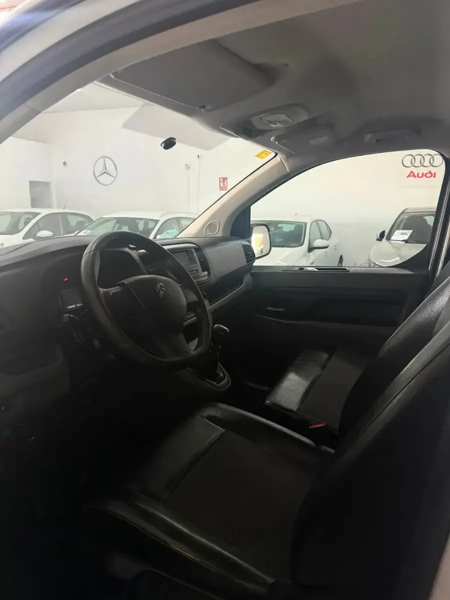Usado Citroën Jumpy 100 CV (73 kW) 2020 Blanco Monovolumen