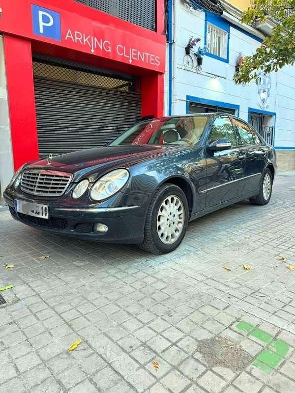 Verde Usado 2005 Mercedes E280 Berlina | 12.990 € (Caro) - Imagen 1/4
