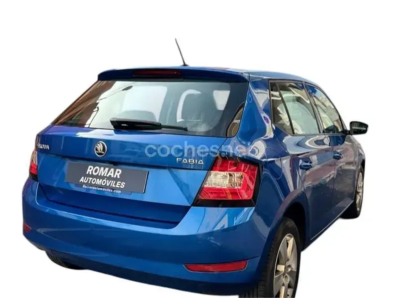 Occasion Skoda Fabia Ambition 95 ch (69 kW) 2018 Bleue Berline