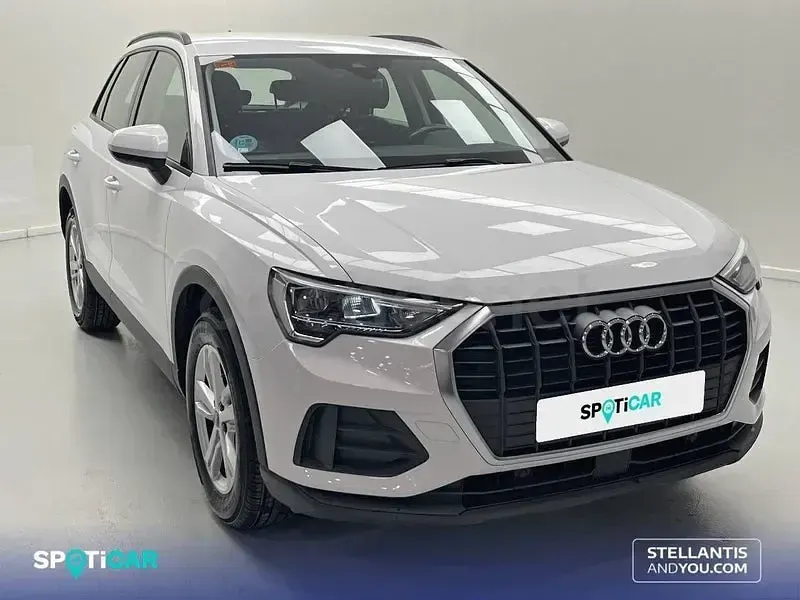 Usado Audi Q3 150 CV (110 kW) 2021 Gris / plata SUV